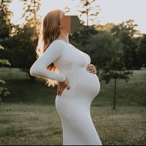 Maternity photos dress